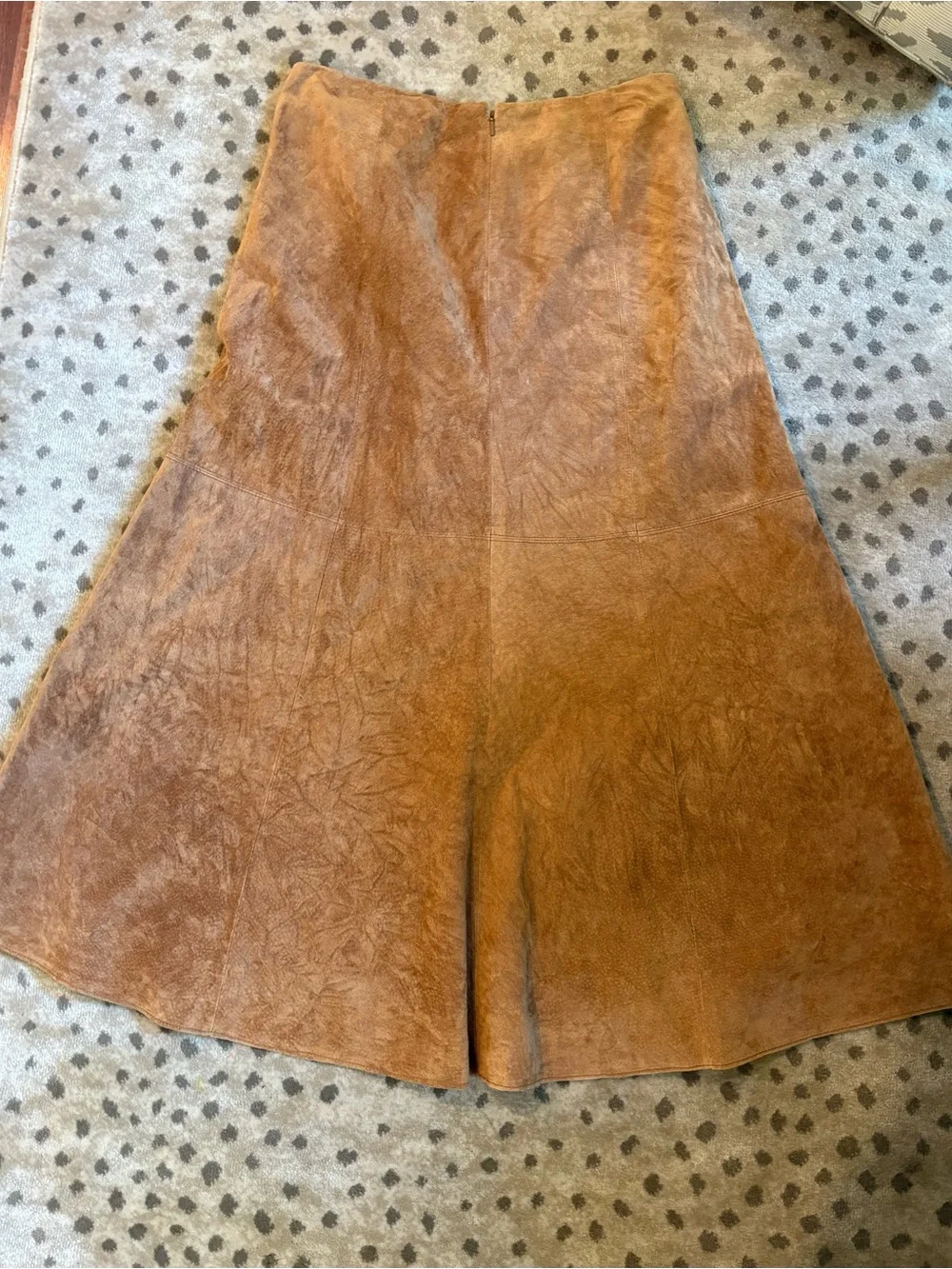 Worth 100% suede maxi skirt size 4 - Picture 2 of 5